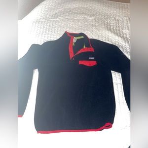 Patagonia Fleece Quarter Zip!!